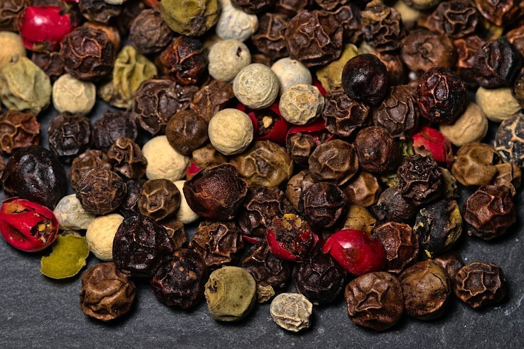 peppercorns, spice, food-6997560.jpg